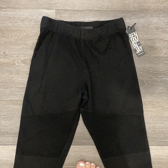 Benjamin Jay Black Zip Knee Leggings - Picture 2 of 3